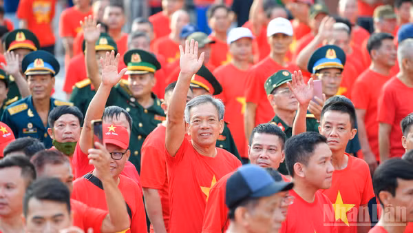 [Video] Lan tỏa hoạt động "Cùng Việt Nam tiến bước" 2026 trên toàn quốc 