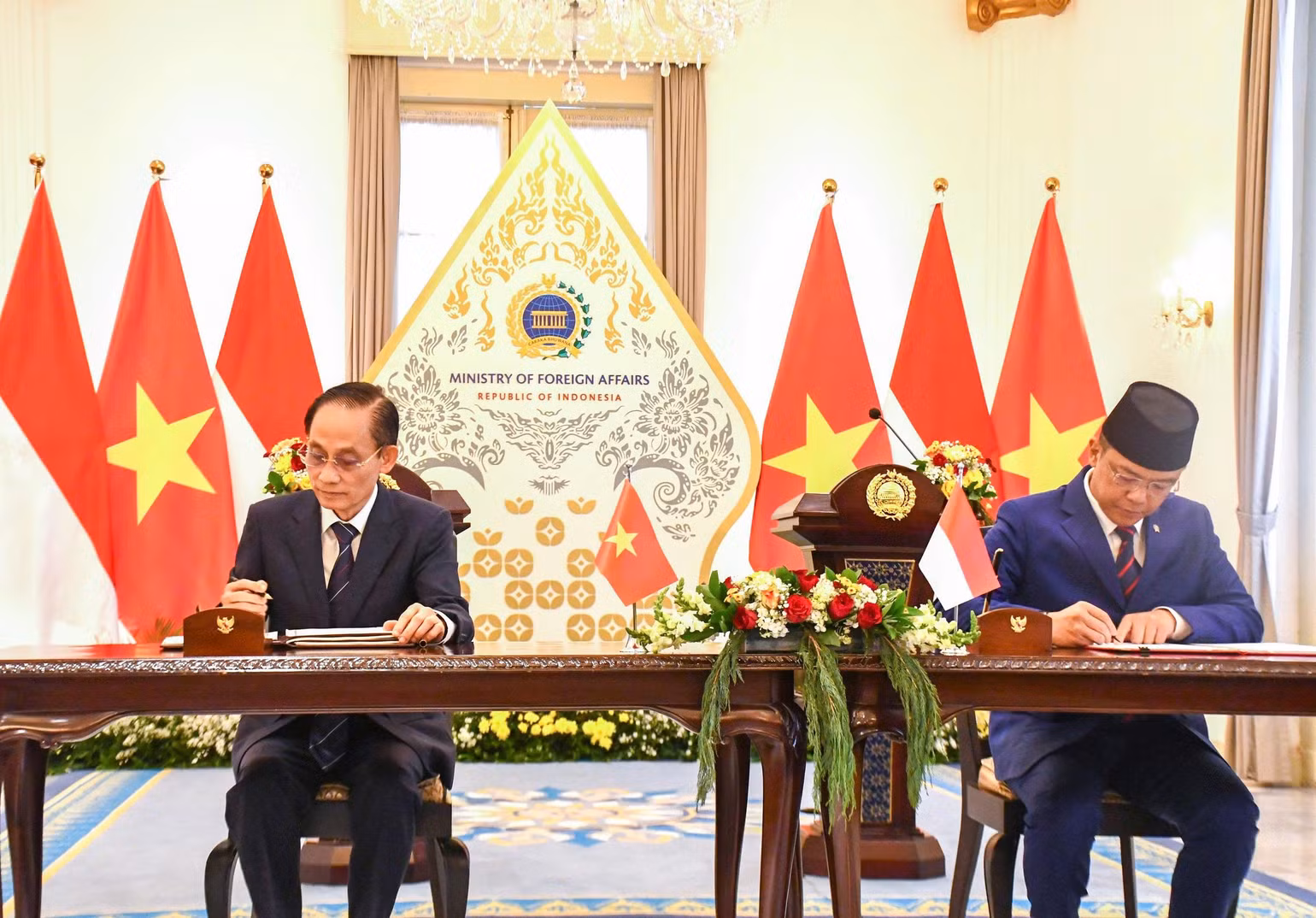 vietnam-indonesia-1.jpg