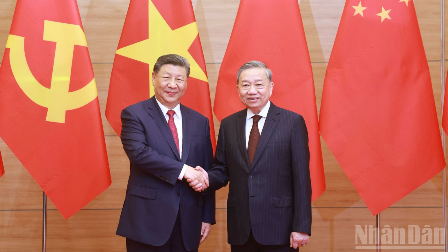 Tổng B&iacute; thư Ban Chấp h&agrave;nh Trung ương Đảng Cộng sản Việt Nam T&ocirc; L&acirc;m chủ tr&igrave; Lễ đ&oacute;n trọng thể Tổng B&iacute; thư Ban Chấp h&agrave;nh Trung ương Đảng Cộng sản Trung Quốc, Chủ tịch nước Cộng h&ograve;a nh&acirc;n d&acirc;n Trung Hoa Tập Cận B&igrave;nh thăm cấp Nh&agrave; nước tới Việt Nam từ ng&agrave;y 14-15/4/2025. (Ảnh: SƠN T&Ugrave;NG)