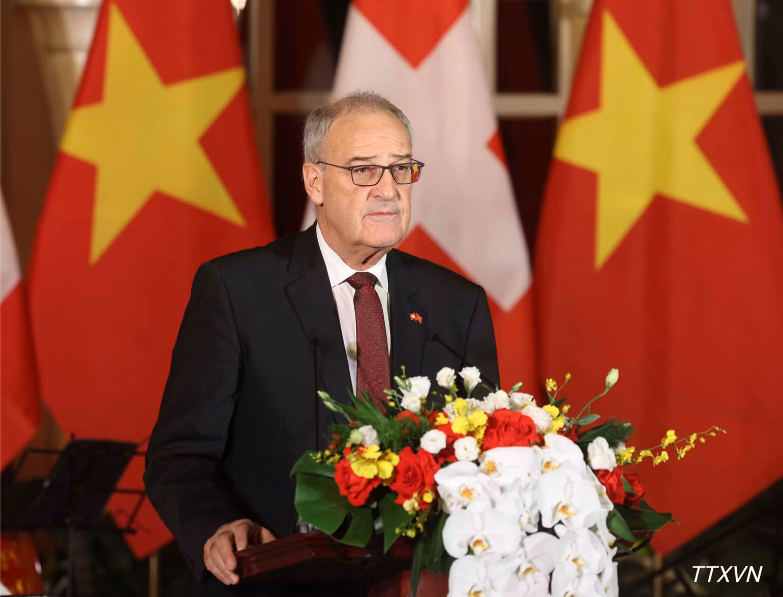 vna-potal-tong-bi-thu-chu-tich-nuoc-to-lam-va-phu-nhan-chieu-dai-tong-thong-thuy-si-va-phu-nhan-6761.jpg