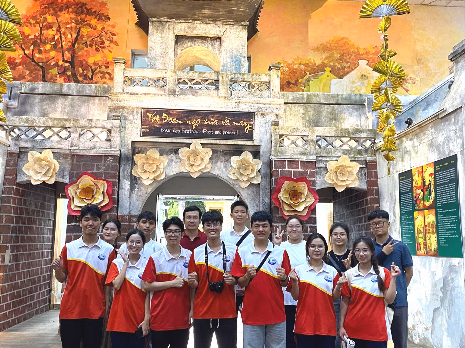 tet-doan-ngo-thuy-linh-12-591.jpg