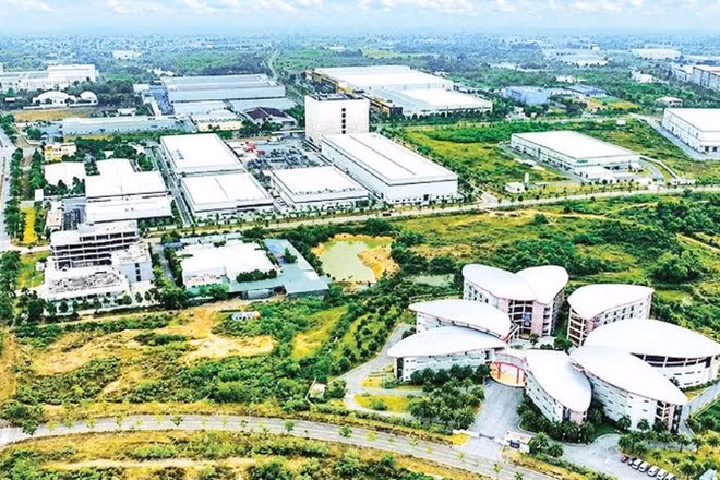 Một góc Khu công nghệ cao Hòa Lạc (Ảnh PHẠM HÙNG)