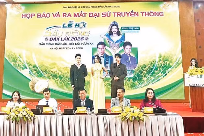 Ban tổ chức Lễ hội Sầu riêng Đắk Lắk năm 2026 họp báo về lễ hội tại Hà Nội. 