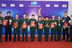 Điện ảnh Quân đội nhân dân vinh dự nhận nhiều giải thưởng uy tín. (Nguồn: Điện ảnh Quân đội nhân dân)