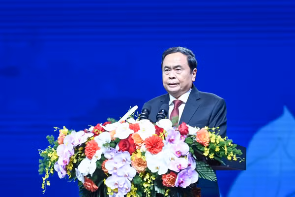 Chủ tịch Quốc hội Trần Thanh Mẫn phát biểu tại lễ kỷ niệm. (Ảnh: Duy Linh)