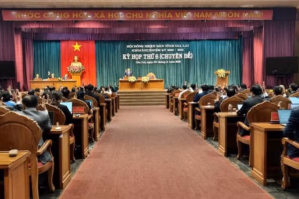 Quang cảnh kỳ họp. (Ảnh: LƯƠNG TÙNG)