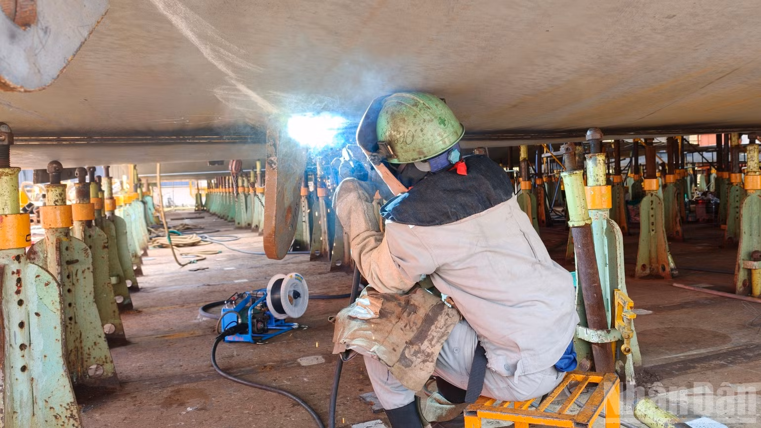 ndo_br_1790652448301-8329347251518893387-8329347251518893387-b27fe3780e73b78e36837ce95e56976d.jpg