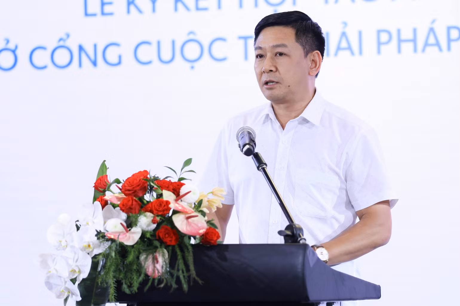 ong-vu-dinh-nam-pho-cuc-truong-cuc-moi-truong-bo-nong-nghiep-va-moi-truong-phat-bieu-tai-su-kien.jpg