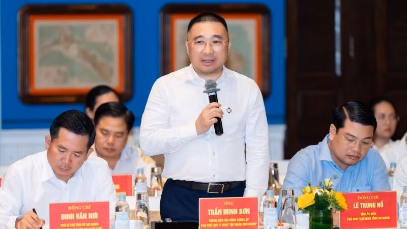 apec-2442.jpg