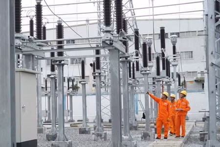 Công văn số 4463/UBND-KT về việc bảo đảm an ninh, an toàn hành lang bảo vệ công trình điện lực trên địa bàn.