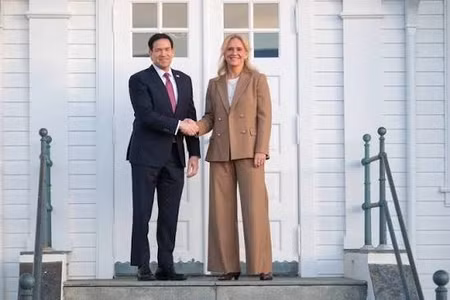 Bộ trưởng Ngoại giao Mỹ Marco Rubio và người đồng cấp Iceland, bà Katrin Gunnarsdottir.