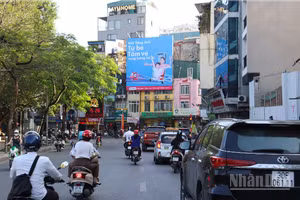 Phố Ngọc Hà là một trong 6 tuyến phố tổ chức điều chỉnh giao thông để thi công hạ ngầm hệ thống chiếu sáng.