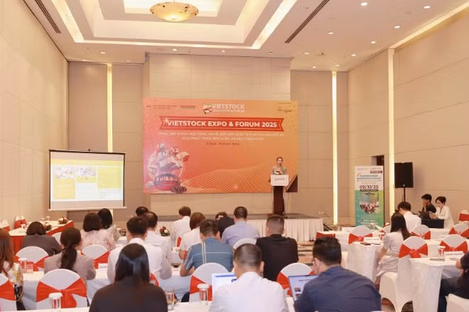 Đại diện các doanh nghiệp và cơ quan báo chí tại buổi họp báo.