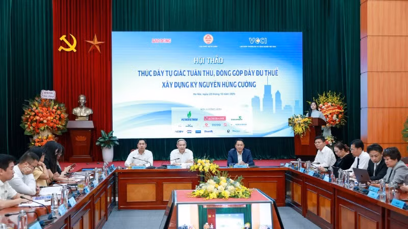 Hội thảo “Thúc đẩy tự giác tuân thủ, đóng góp đầy đủ thuế - Xây dựng kỷ nguyên hùng cường” được tổ chức ngày 23.10 tại Hà Nội.
