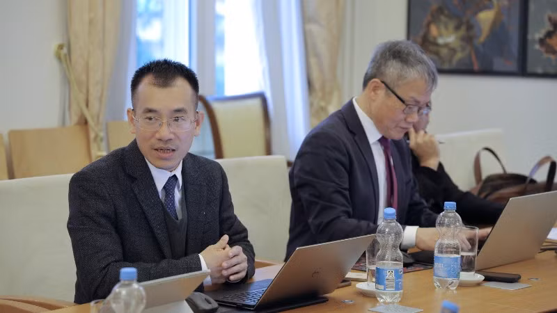 Ông Nguyễn Phú Bình, Phó Giám đốc NAFOSTED, giới thiệu về Luật Khoa học công nghệ và Đổi mới sáng tạo 2025. (Ảnh: TTXVN)
