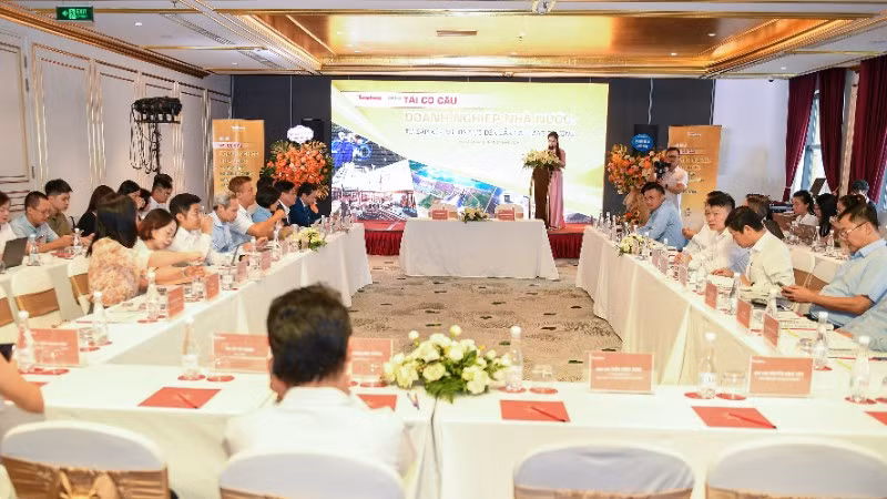 Tái cơ cấu doanh nghiệp nhà nước là nhiệm vụ chiến lược để nâng cao hiệu quả sử dụng nguồn lực quốc gia.