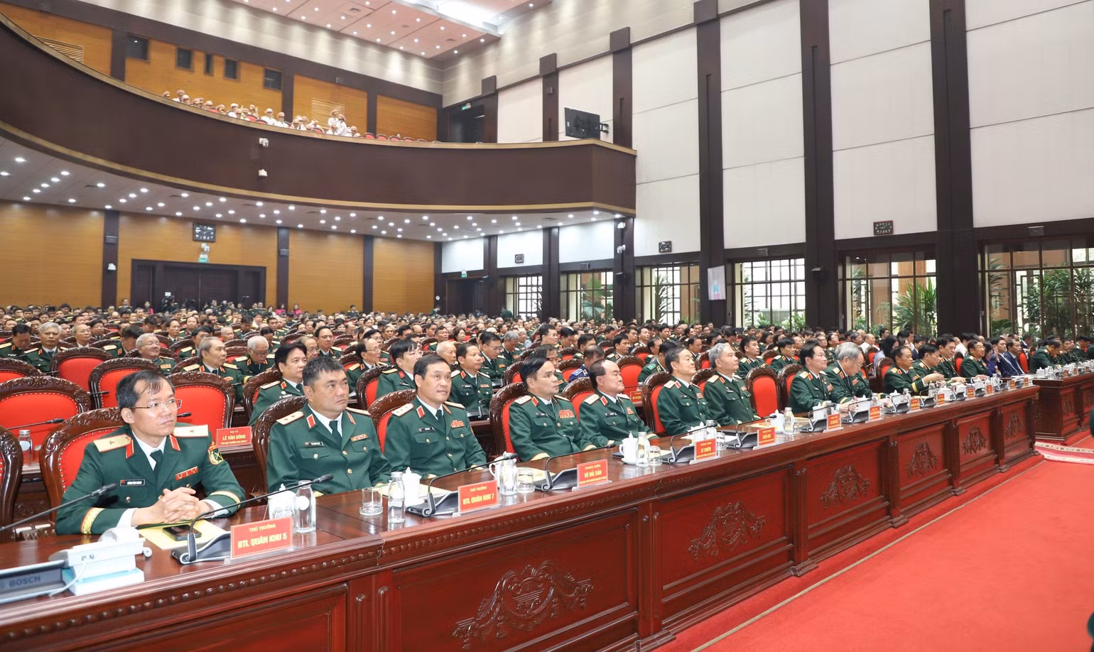 bo-trong-giang-cac-dai-dieu-du.jpg
