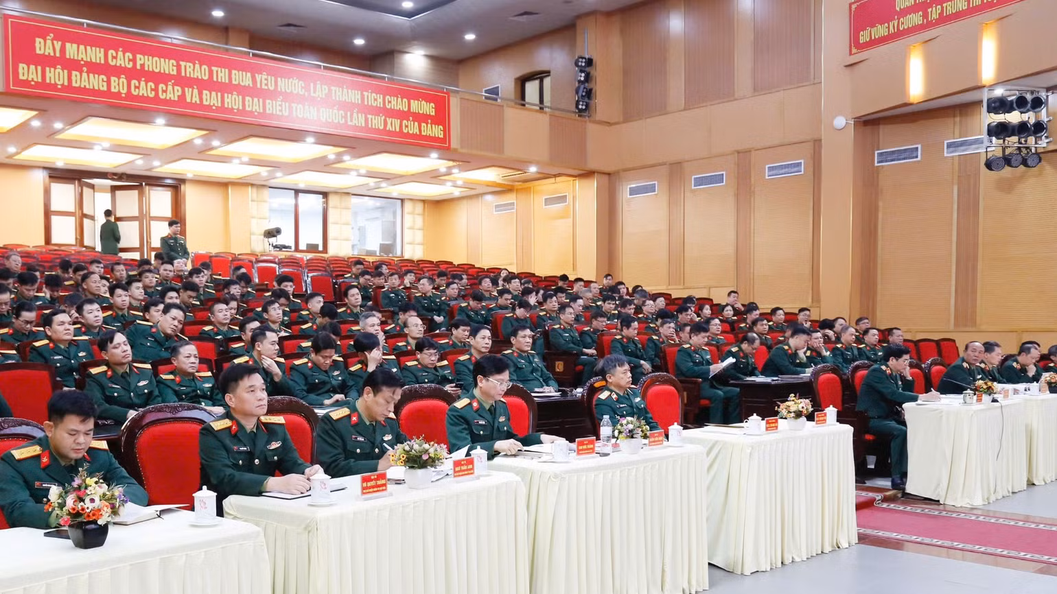quan-y-31121-4018.jpg