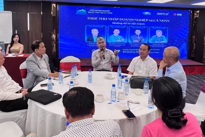 Các chuyên gia cung cấp những thông tin mới về chính sách thuế và nhận diện những rủi ro, sai sót doanh nghiệp thường mắc phải khi thực hiện nghĩa vụ thuế. 