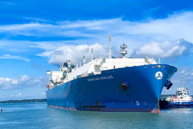 Tàu Maran Gas Achilles cung cấp chuyến hàng LNG phục vụ chạy thử Kho LNG Thị Vải của PV GAS vào tháng 7/2023 từ Nhà cung cấp Shell Eastern LNG.