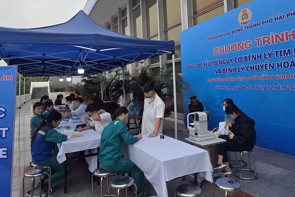 Chương trình được tổ chức với nhiều hoạt động ý nghĩa hướng tới công nhân lao động trên địa bàn. (Ảnh minh họa: XUÂN TRƯỜNG)