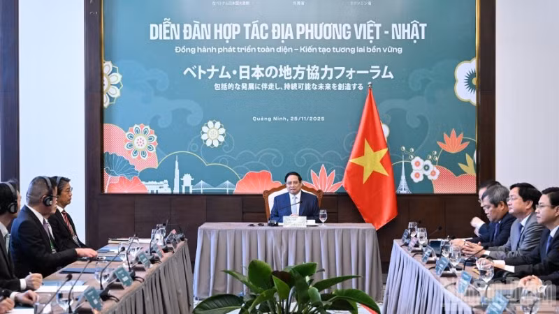 Thủ tướng Phạm Minh Chính đã tiếp lãnh đạo, đại diện các địa phương Nhật Bản tham dự Diễn đàn. (Ảnh: Trần Hải)