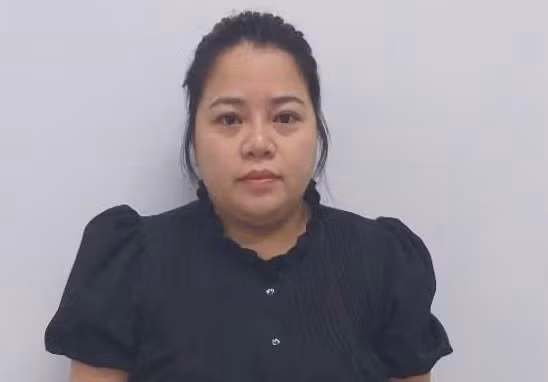Đối tượng Nguyễn Thị Kiều Vân tại cơ quan công an. (Ảnh: Công an cung cấp)