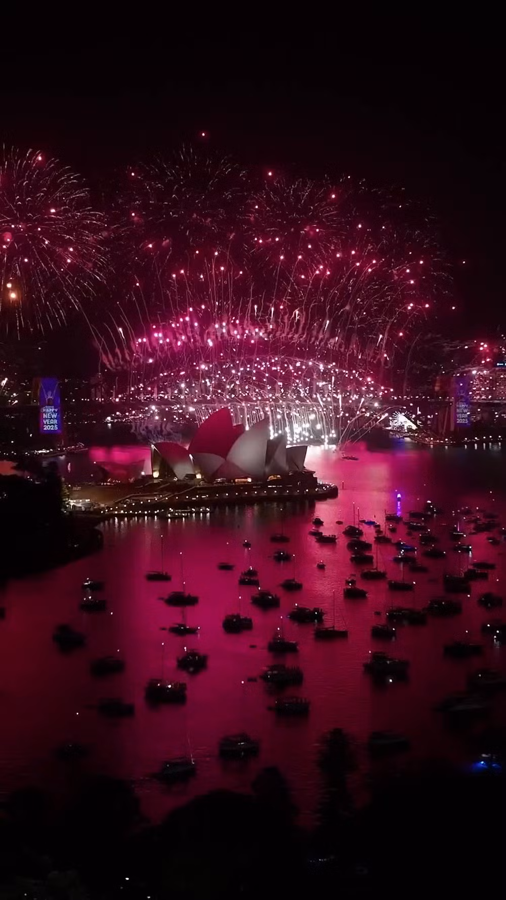 Màn pháo hoa chào đón năm mới 2026 tại Sydney