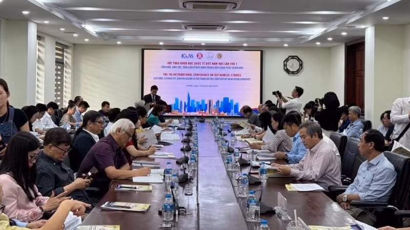 Quang cảnh hội thảo. (Ảnh: THÚY QUỲNH)