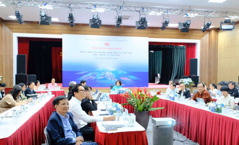 Toàn cảnh hội thảo khoa học.