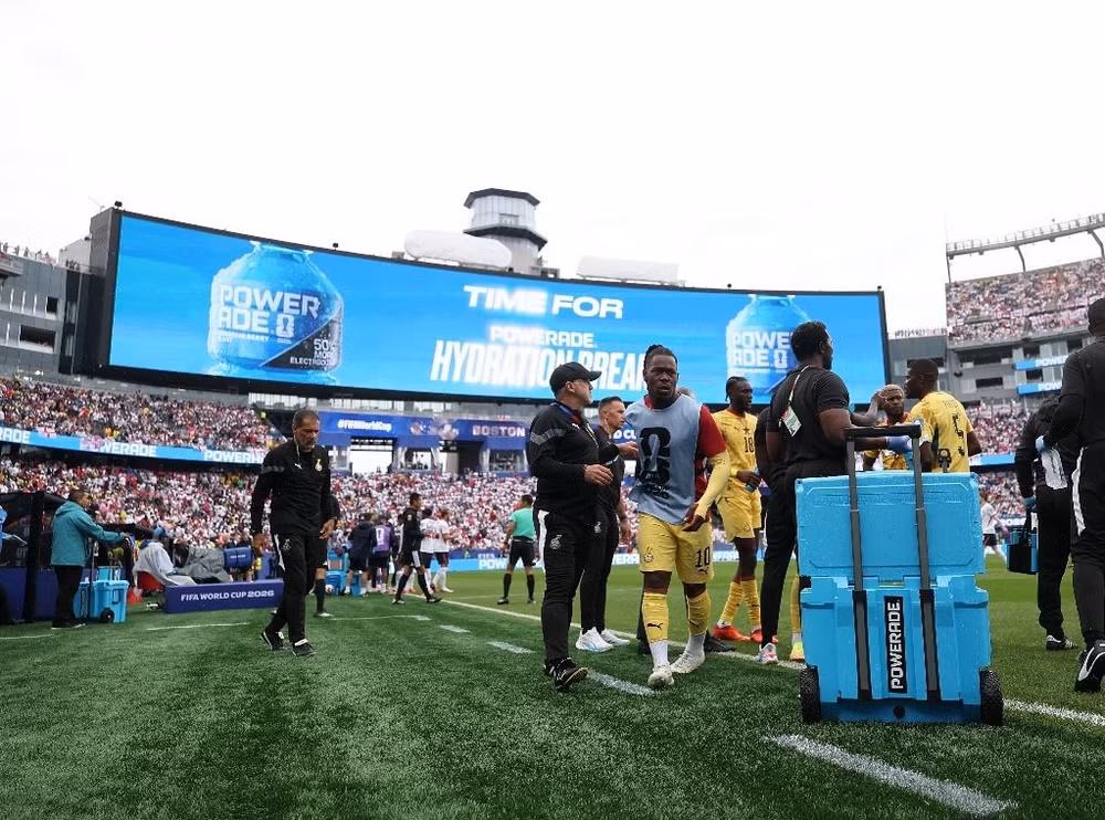 FIFA bảo vệ quãng nghỉ giữa hiệp. Ảnh: FIFA Media.