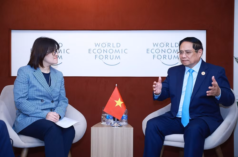 vna-potal-thu-tuong-tiep-lanh-dao-mot-so-tap-doan-dang-dau-tu-tai-viet-nam-8112649.jpg