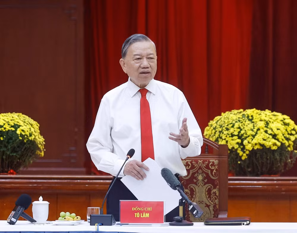 vna-potal-tong-bi-thu-gap-mat-nguyen-uy-vien-trung-uong-dang-khu-vuc-phia-nam-8582343.jpg