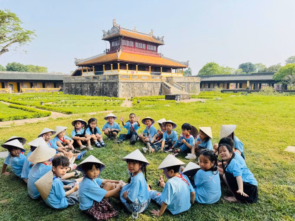 mot-gio-hoc-trai-nghiem-cua-tre-truong-mam-non-hoa-nang-thanh-pho-hue.jpg