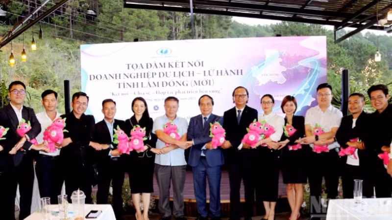 Các hiệp hội, doanh nghiệp du lịch-lữ hành kết nối phát triển du lịch Lâm Đồng bền vững.