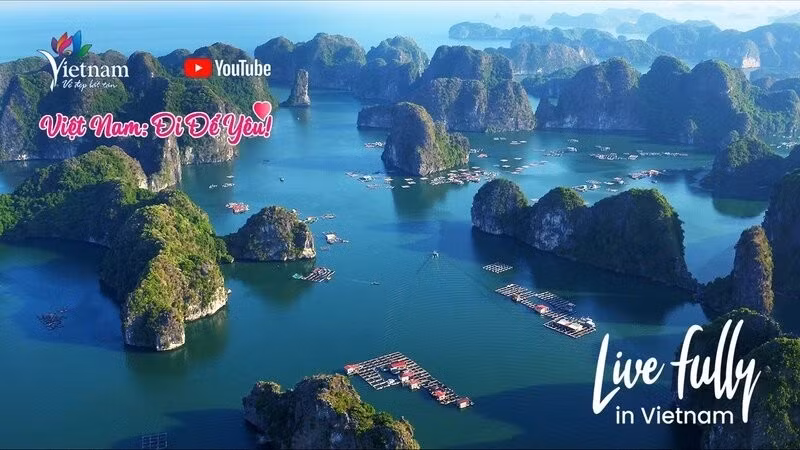 Vịnh Hạ Long, di sản hút khách du lịch ở Quảng Ninh. (Ảnh: Vietnam Tourism)