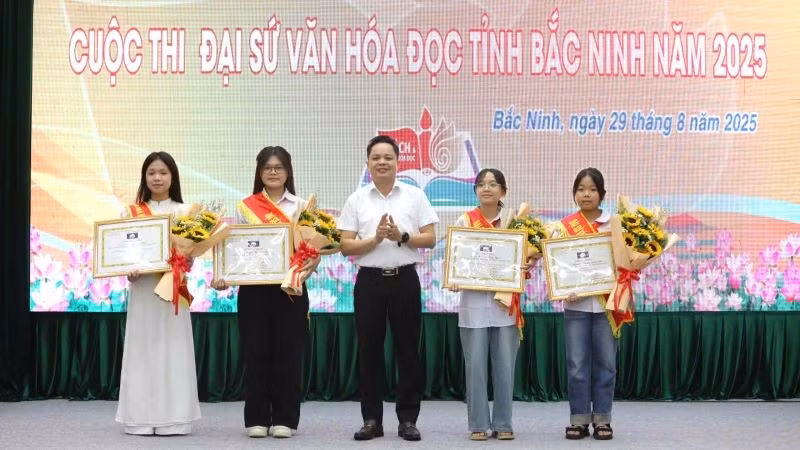 Bốn cá nhân đạt giải A Đại sứ văn hoá đọc tỉnh Bắc Ninh năm 2025.