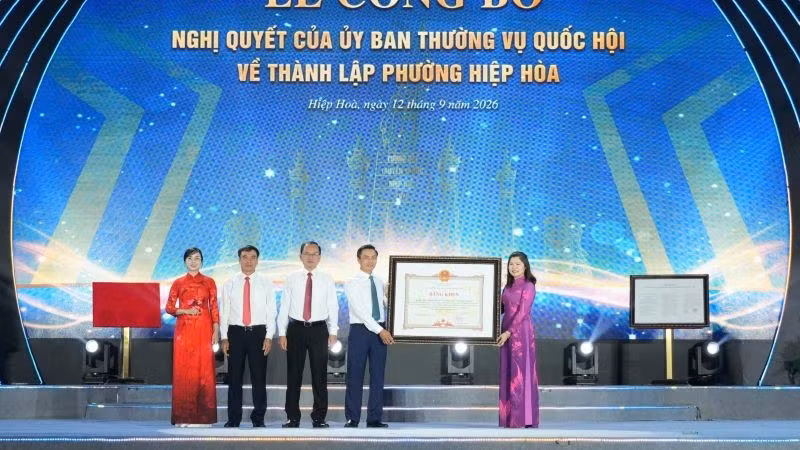 bang-khen.jpg