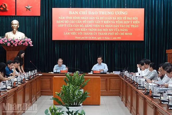 Quang cảnh buổi làm việc. (Ảnh: LINH BẢO)