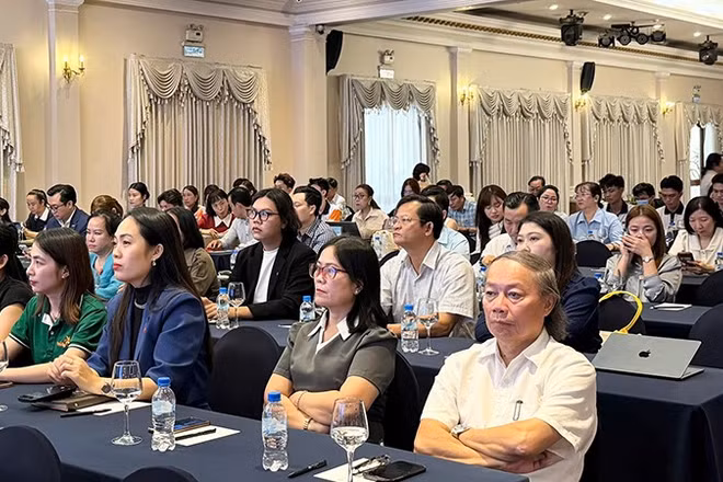 Các đại biểu tham dự buổi công bố cuộc thi. (Ảnh: Ban Tổ chức cung cấp)