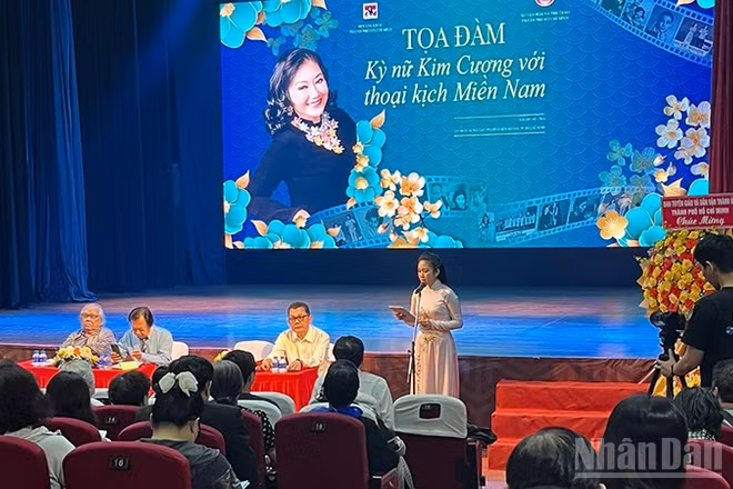 Quang cảnh buổi tọa đàm. (Ảnh Linh Bảo)