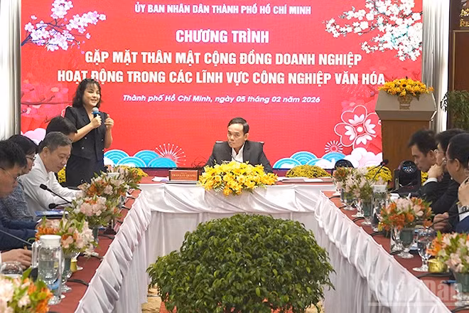 Quang cảnh buổi gặp mặt. (Ảnh: LINH BẢO)