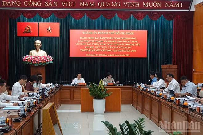 Quang cảnh buổi làm việc. (Ảnh: Linh Bảo)
