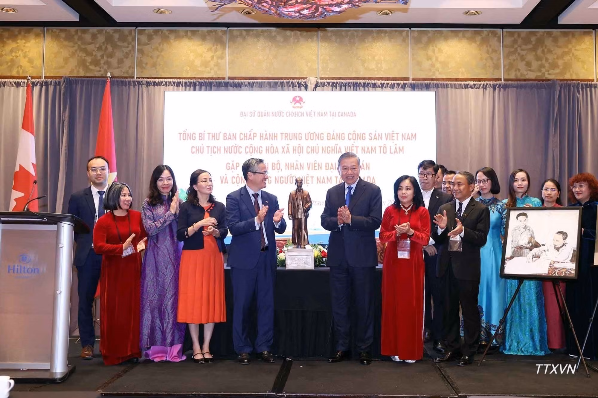 vna-potal-tong-bi-thu-chu-tich-nuoc-to-lam-gap-mat-cong-dong-nguoi-viet-nam-tai-canada.jpg