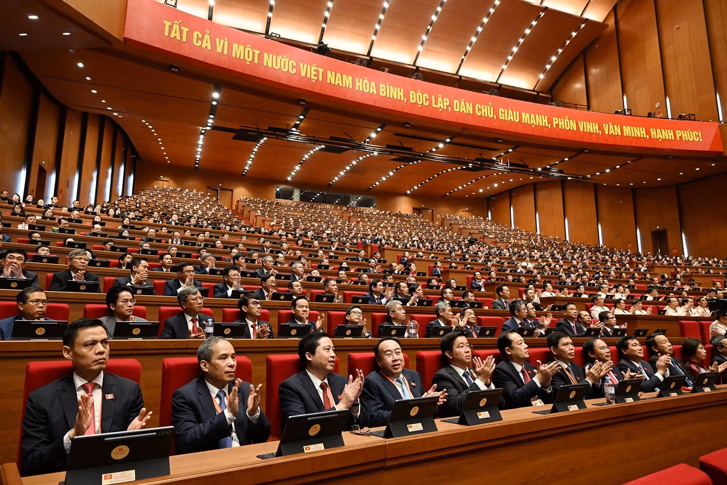 Các đại biểu tham dự phiên khai mạc Đại hội đại biểu toàn quốc lần thứ XIV Đảng Cộng sản Việt Nam.