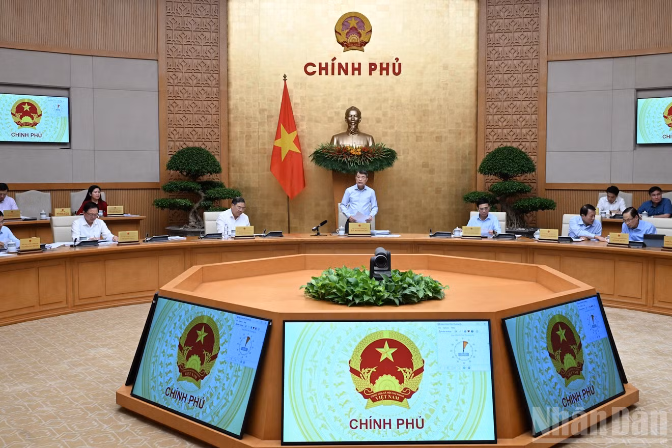 Thủ tướng Lê Minh Hưng chủ trì Phiên họp Chính phủ thường kỳ tháng 8 năm 2026.