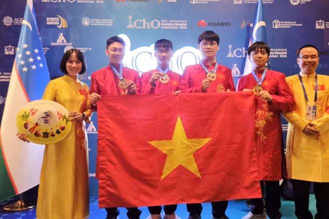 Đội tuyển quốc gia Việt Nam đạt 4 Huy chương Vàng Olympic Hóa học quốc tế năm 2026.