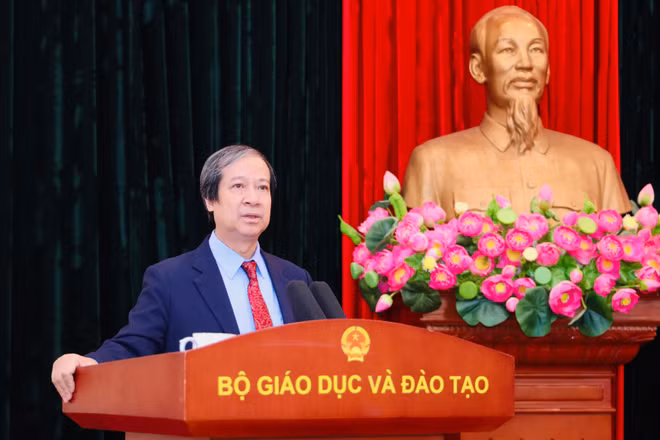 Bộ trưởng Giáo dục và Đào tạo Nguyễn Kim Sơn