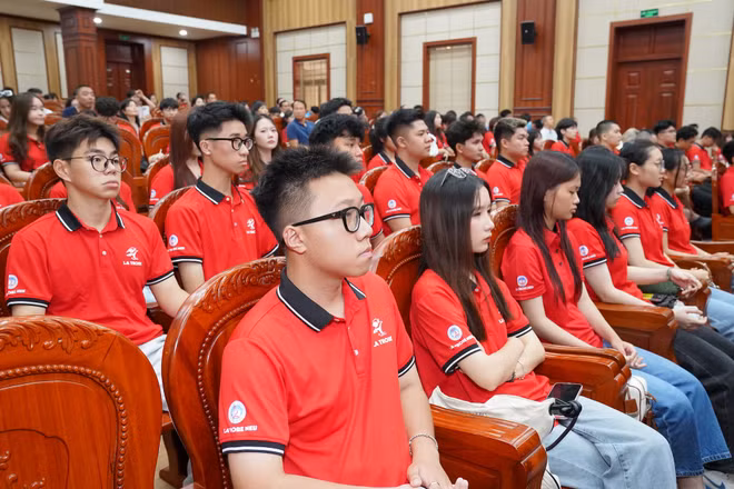 Sinh viên ngành Tài chính và Quản lý. (Ảnh minh họa)