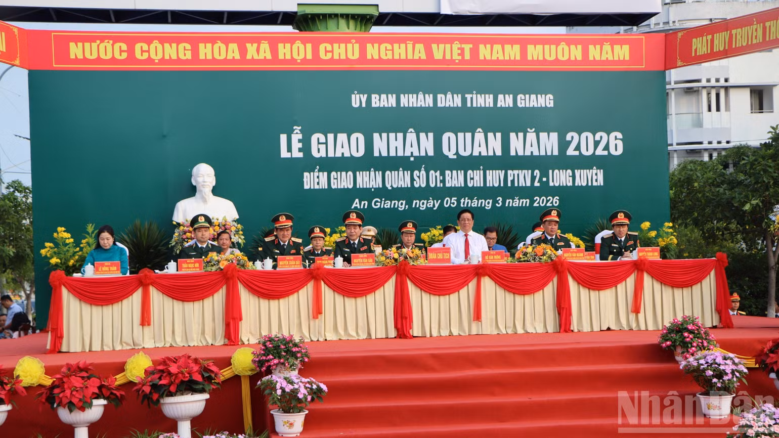 ndo_br_a3-6550.jpg